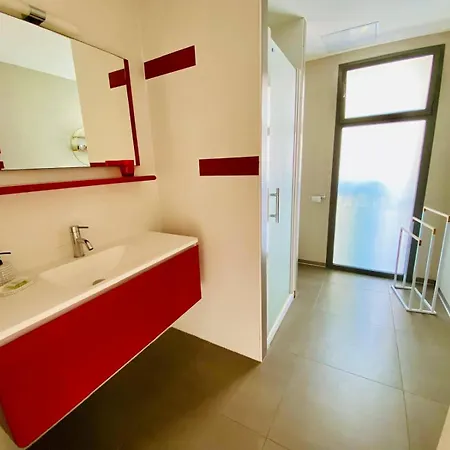 فندق مبيت وإفطار Les Poissons Rouges 3*